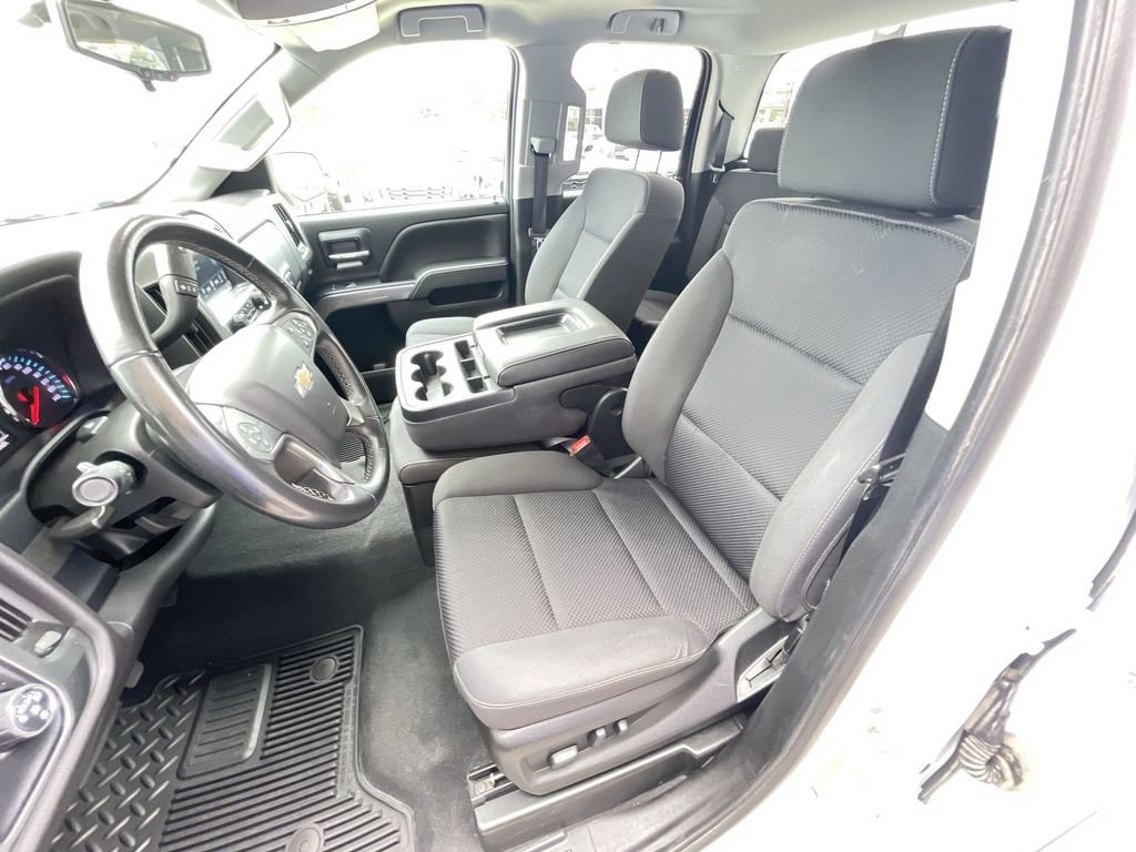 Used 2019 Chevrolet Silverado 1500 LT w/ All Star Edition AWD/4WD image 17
