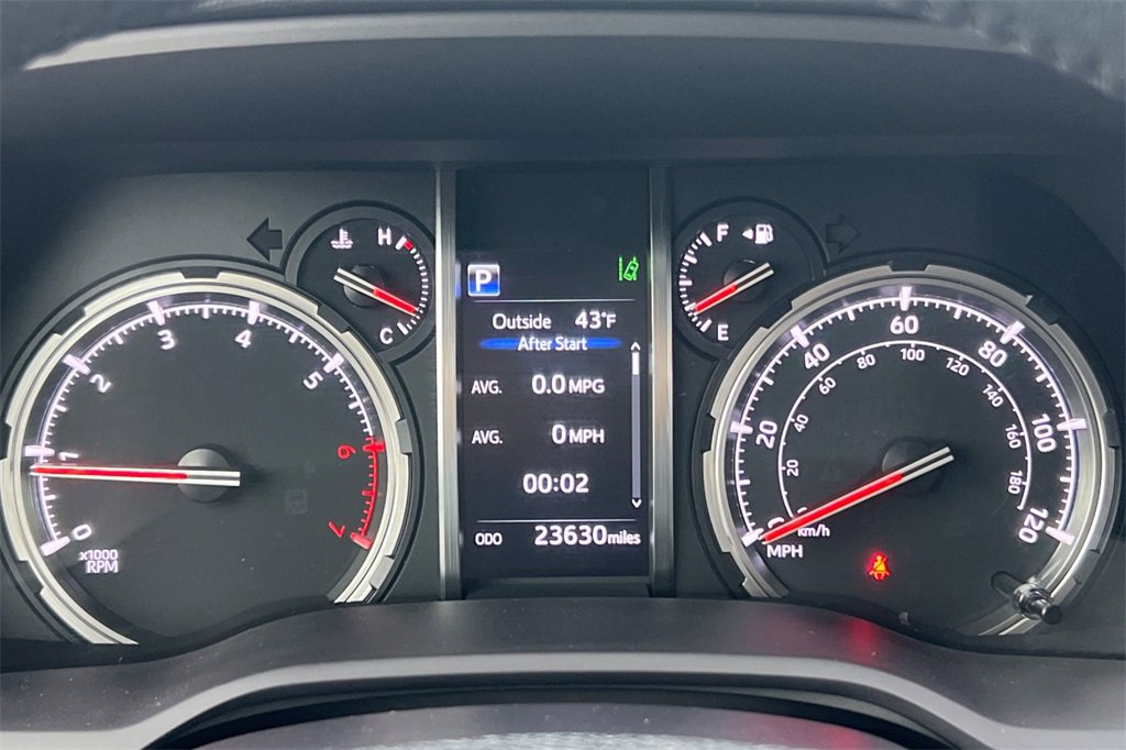 Used 2021 Toyota 4Runner Venture w/ Moonroof Package image 27