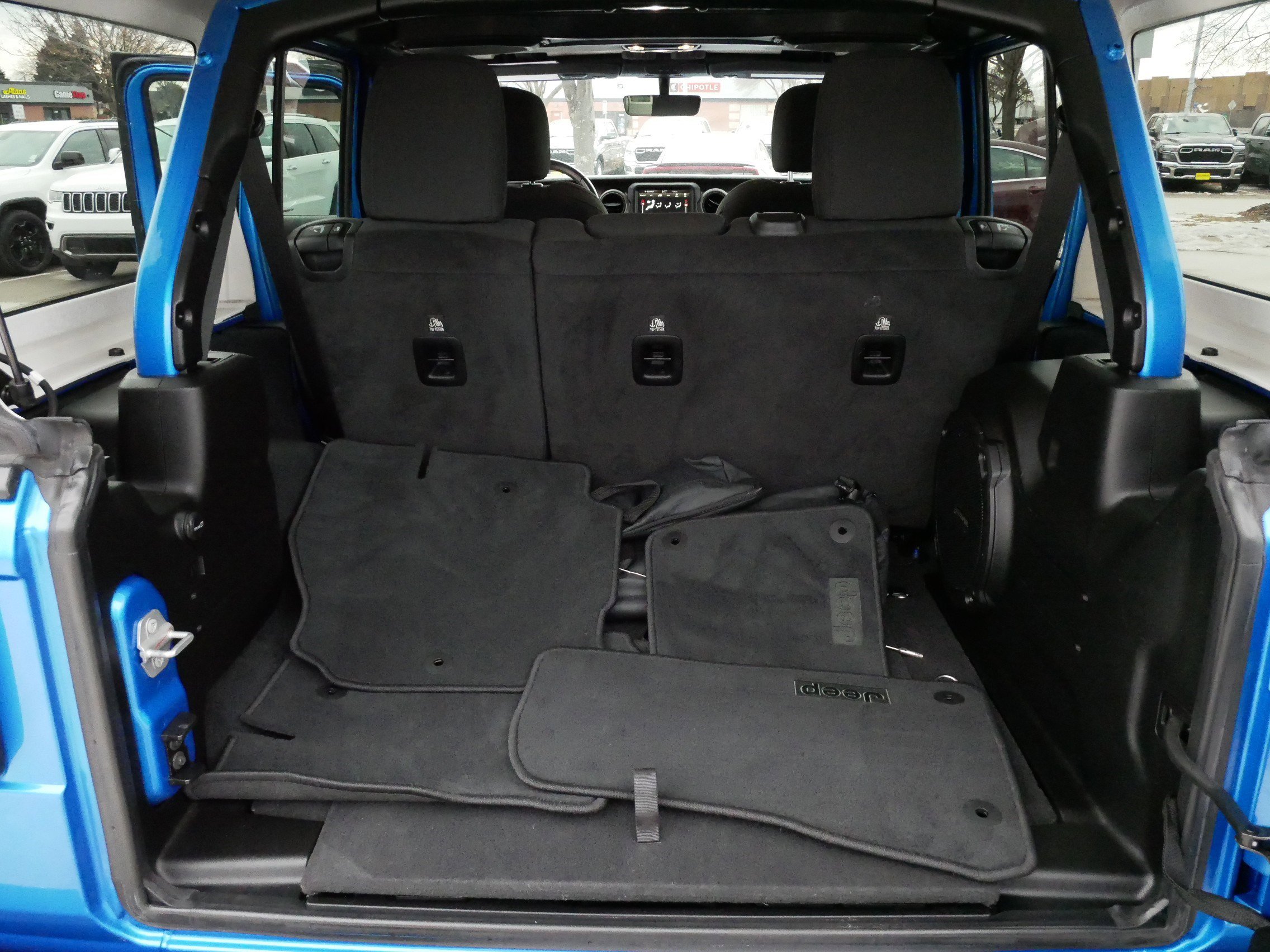 Used 2022 Jeep Wrangler Unlimited Sport S image 18