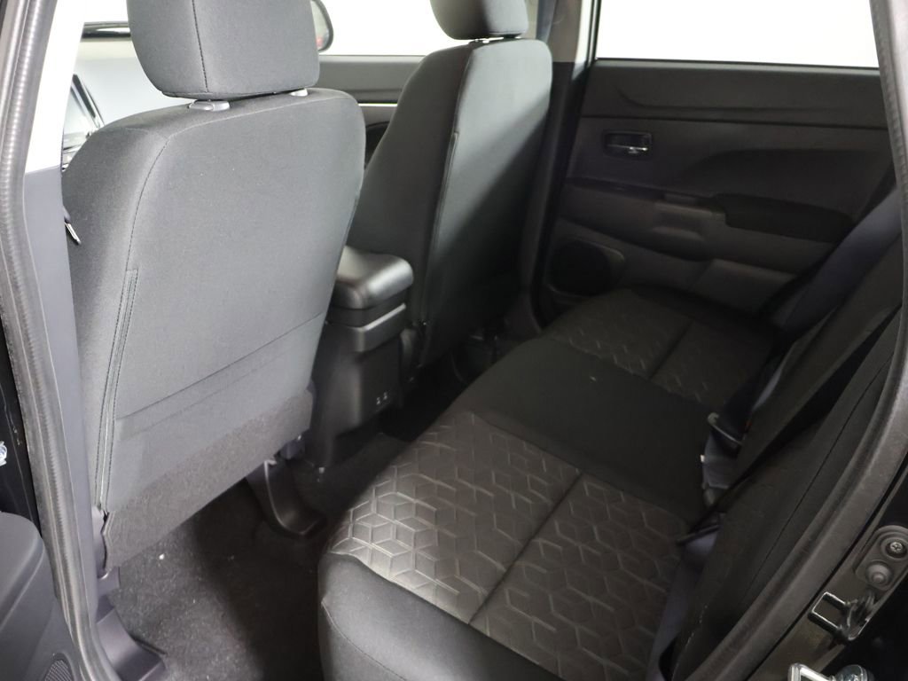 New 2026 Mitsubishi Outlander Sport LE AWD/4WD image 24