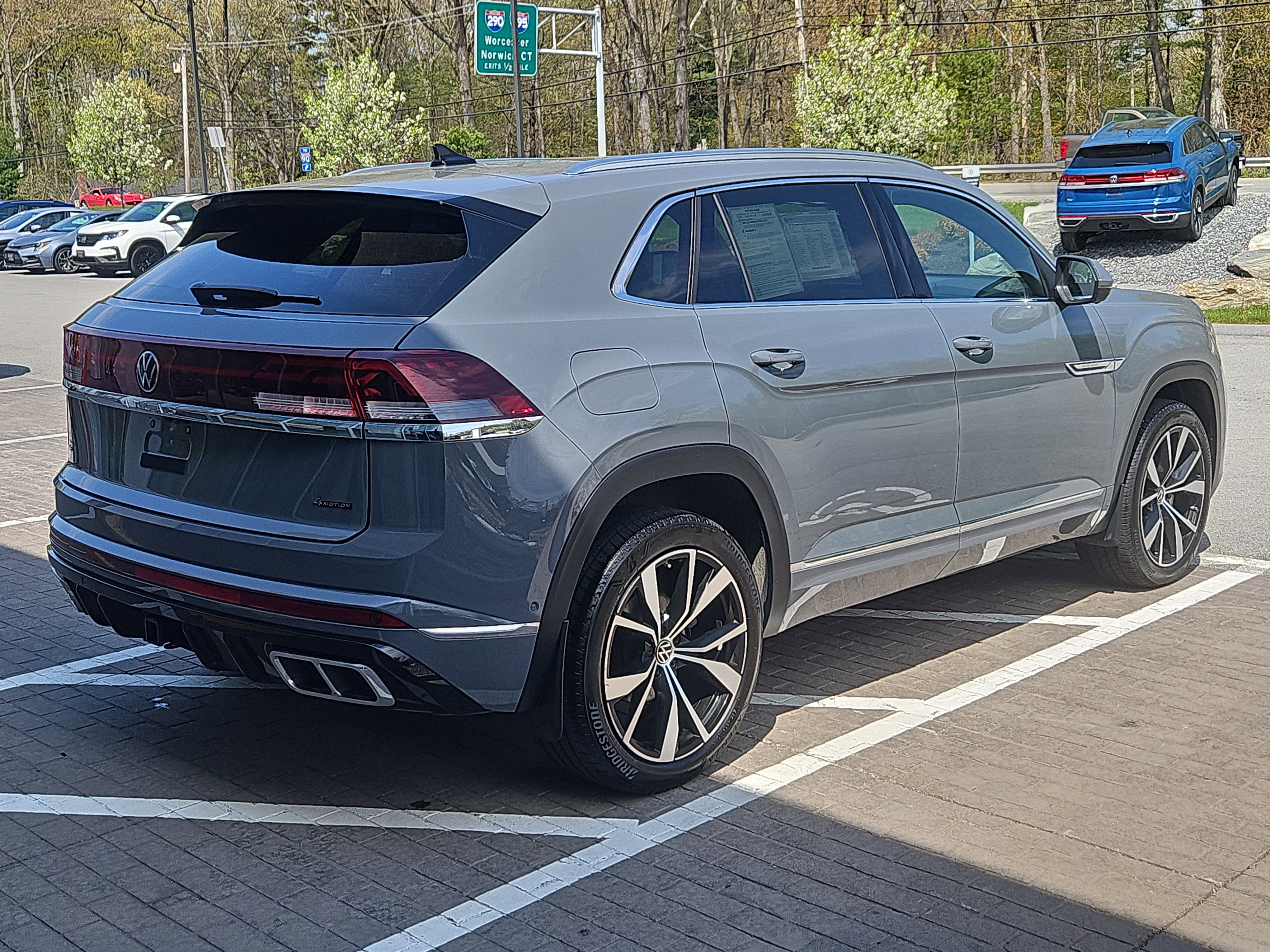 Certified 2024 Volkswagen Atlas Cross Sport SEL Premium R-Line AWD/4WD image 3