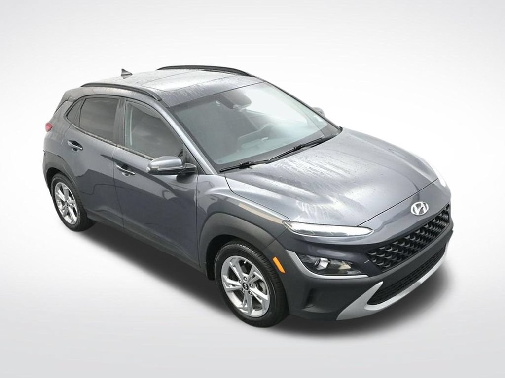 Used 2022 Hyundai Kona SEL w/ Convenience Package FWD image 11