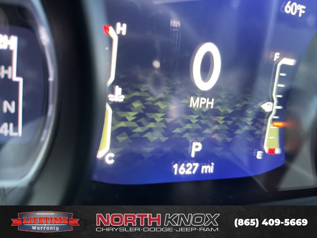 Used 2025 Jeep Gladiator Mojave w/ Convenience Group image 32