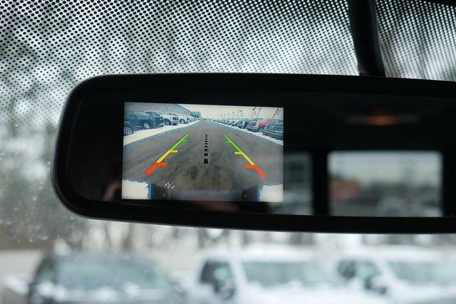 Used 2013 Ford F150 XLT w/ Luxury Equipment Group image 3