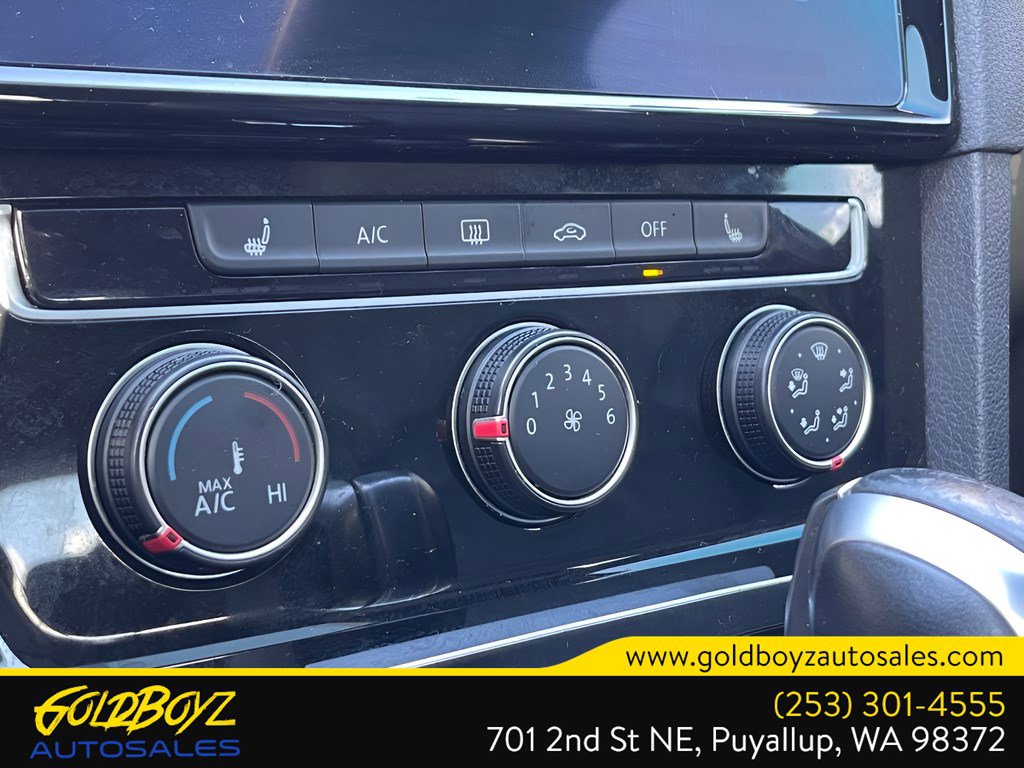 Used 2021 Volkswagen GTI SE image 25