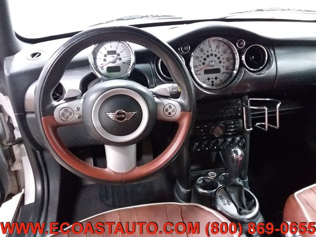 Used 2008 MINI Cooper Convertible FWD image 10