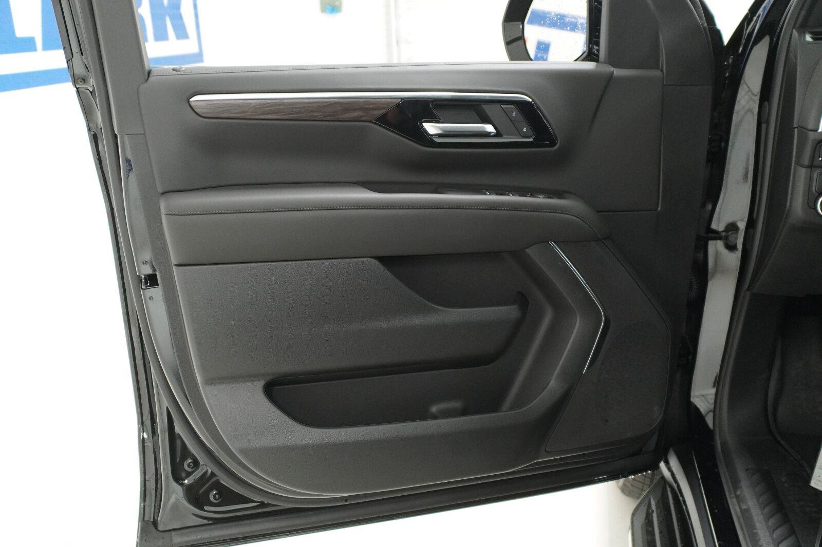 New 2026 Chevrolet Tahoe LS RWD image 21