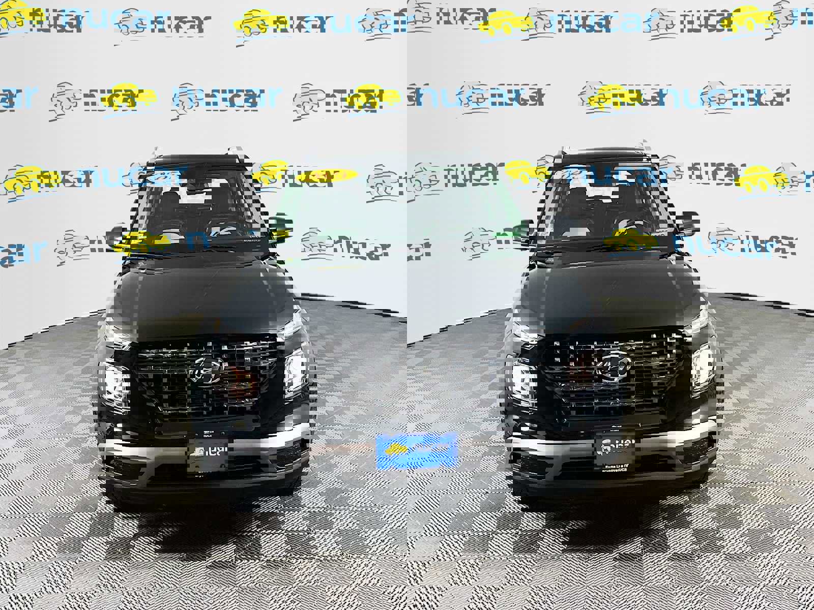 Used 2025 Hyundai Venue SEL image 2