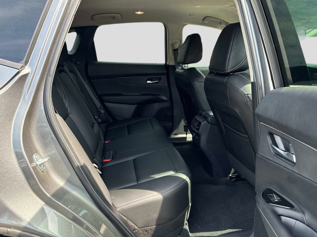 Certified 2025 Nissan Murano SV AWD/4WD image 11