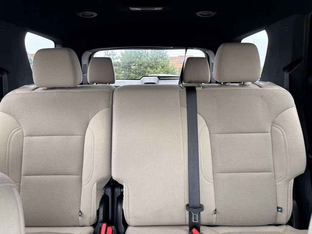 Used 2023 Chevrolet Traverse LS w/ Midnight/Sport Edition AWD/4WD image 29