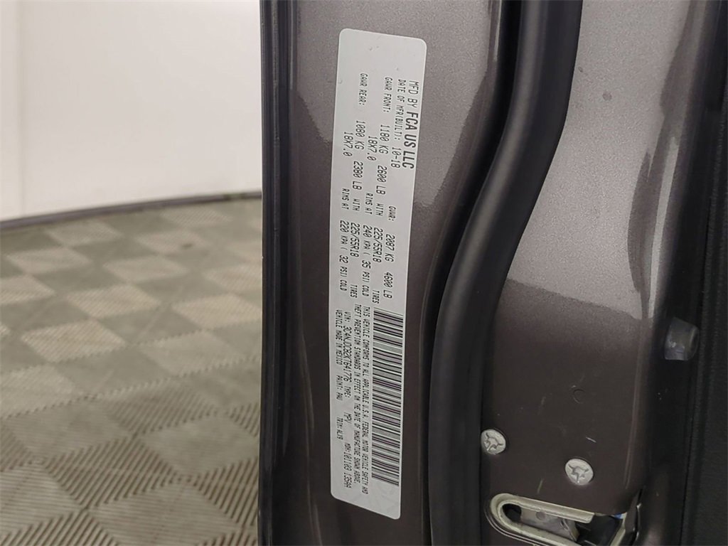 Used 2019 Jeep Compass Limited image 30