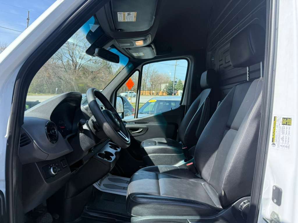 Used 2021 Mercedes-Benz Sprinter 2500 w/ Driver Convenience Package image 17