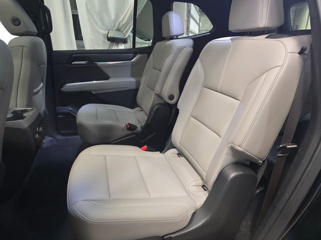 Used 2024 GMC Acadia Elevation w/ Luxury Package image 24