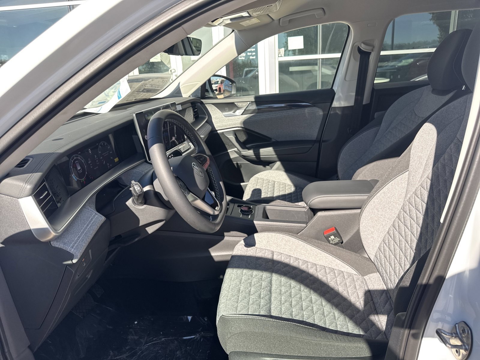 New 2026 Volkswagen Tiguan S FWD image 10