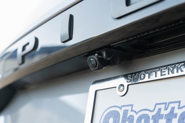 Certified 2024 Honda Pilot Sport image 12