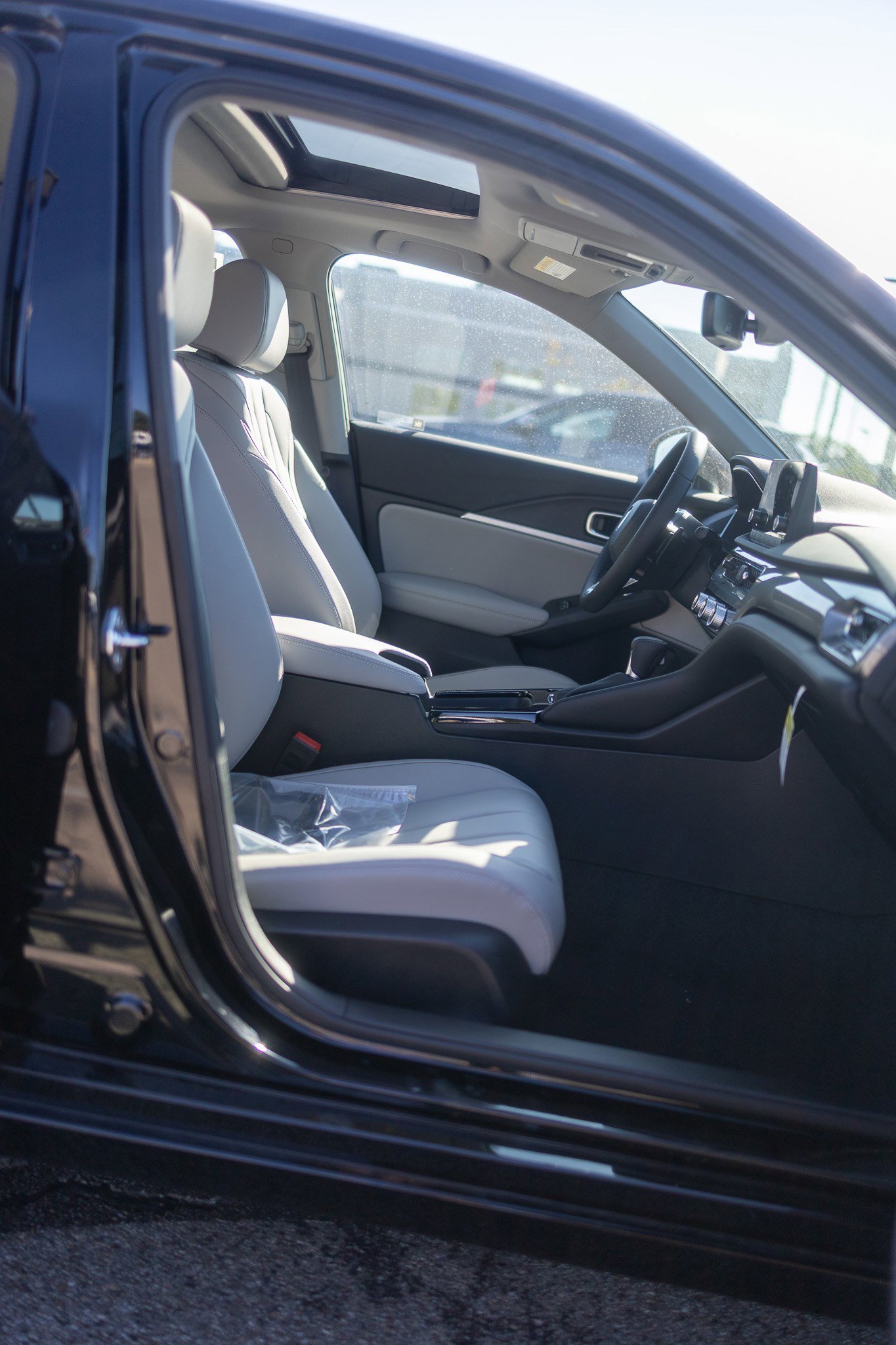 New 2025 Acura Integra image 31