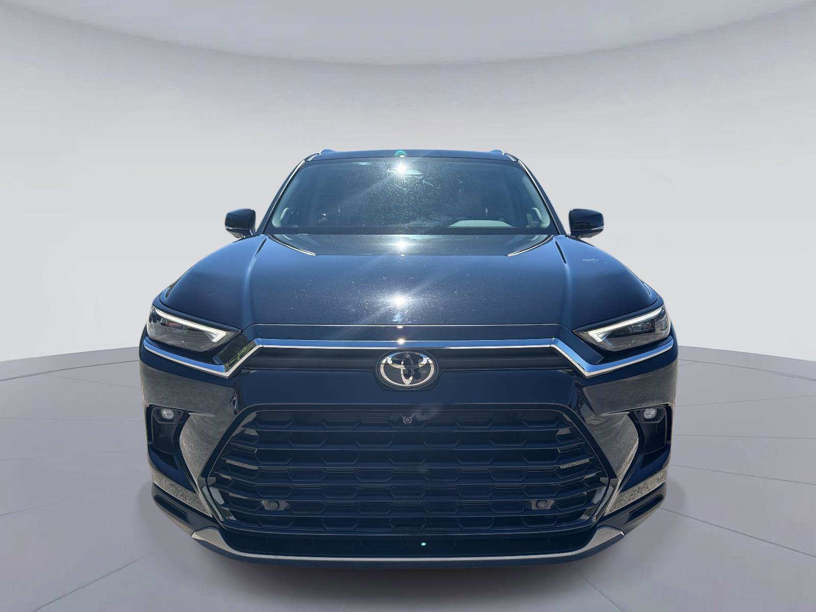 Used 2024 Toyota Grand Highlander Limited image 9