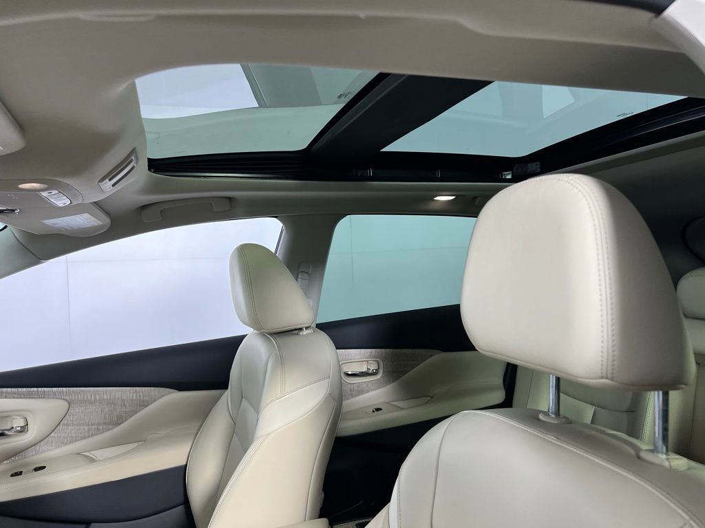 Used 2024 Nissan Murano SL image 25