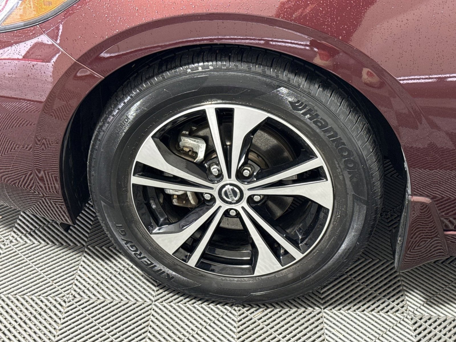 Used 2022 Nissan Sentra SV FWD image 12