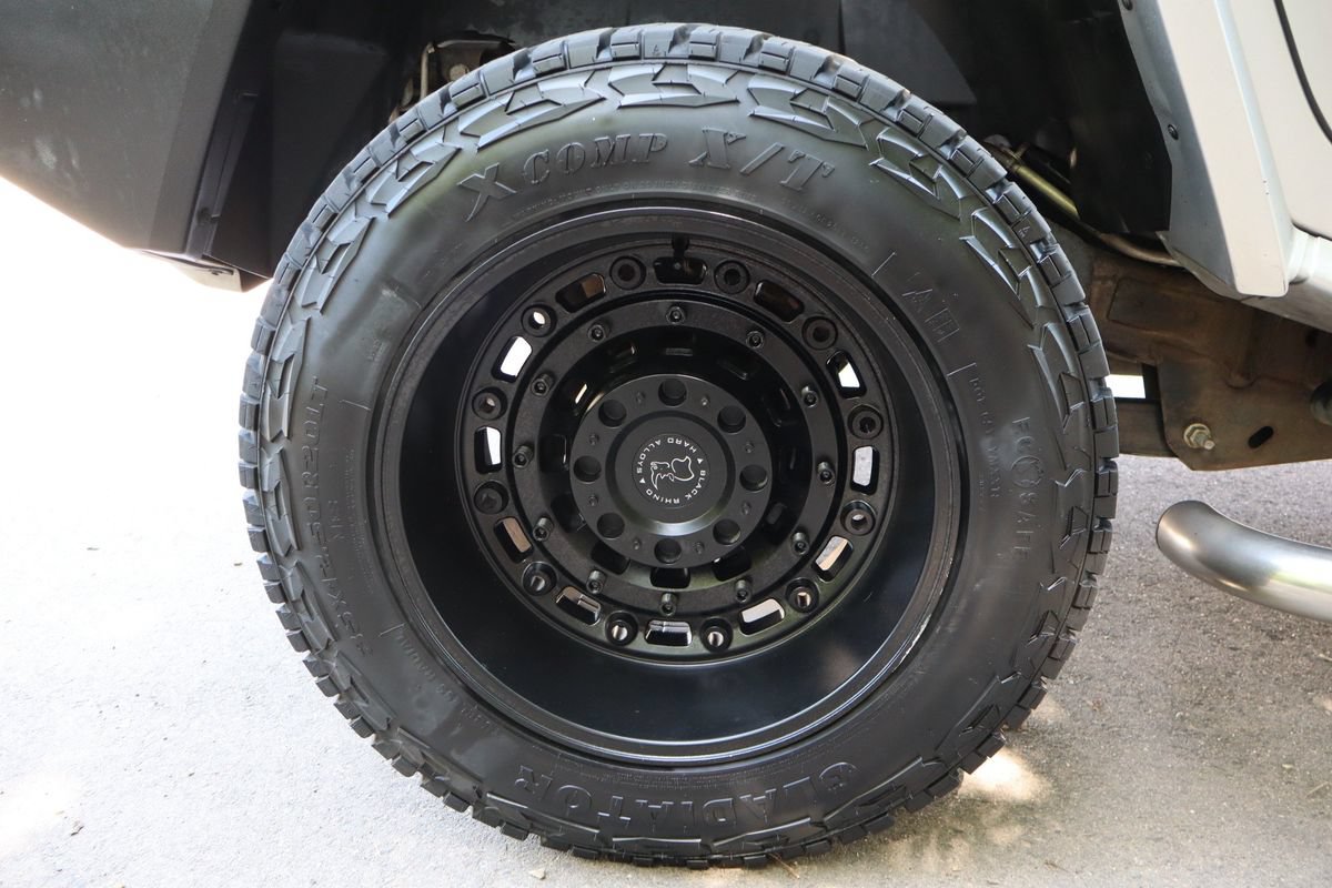 Used 2009 HUMMER H2 Luxury AWD/4WD image 40