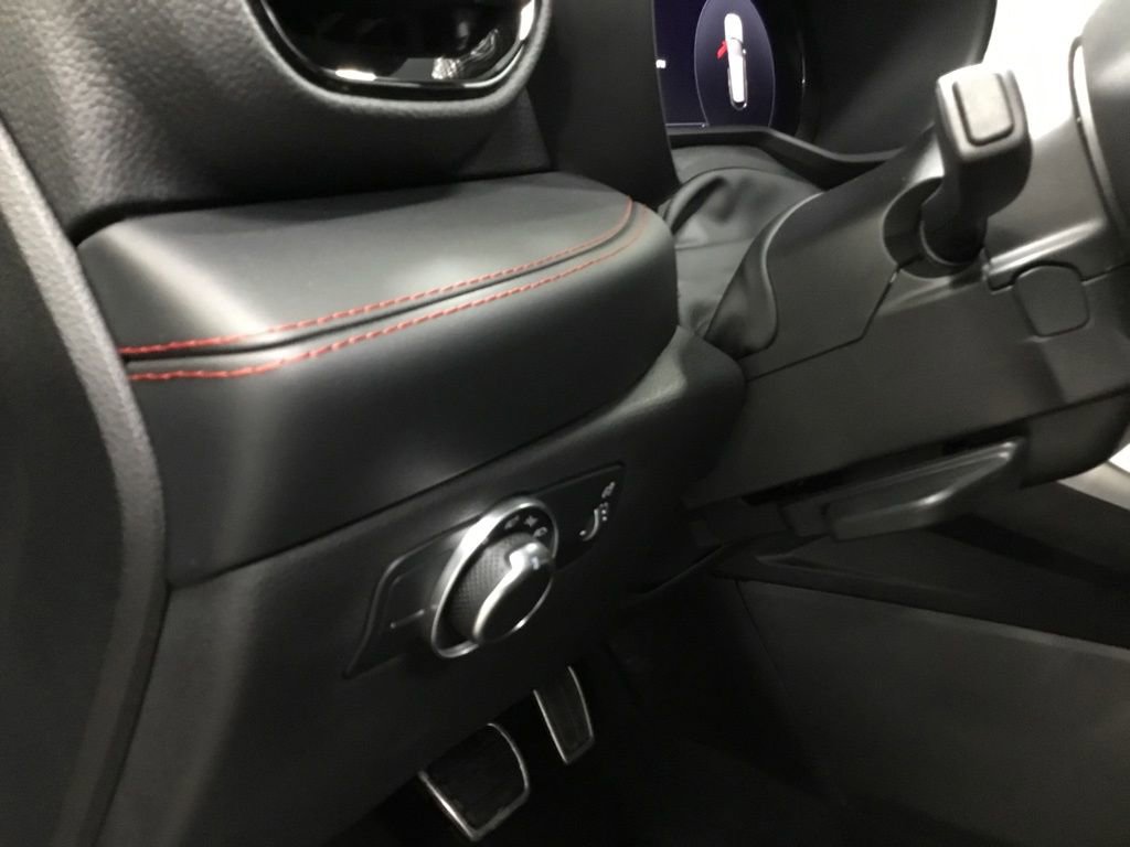 Used 2024 Dodge Hornet GT w/ Track Pack image 8