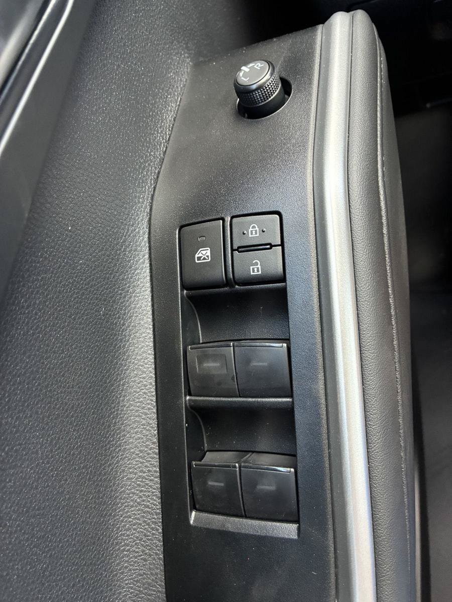 Used 2026 Toyota Highlander XLE AWD/4WD image 26