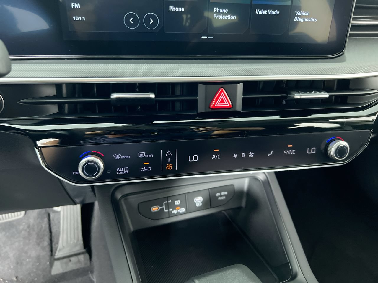 New 2026 Kia K5 LXS FWD image 24