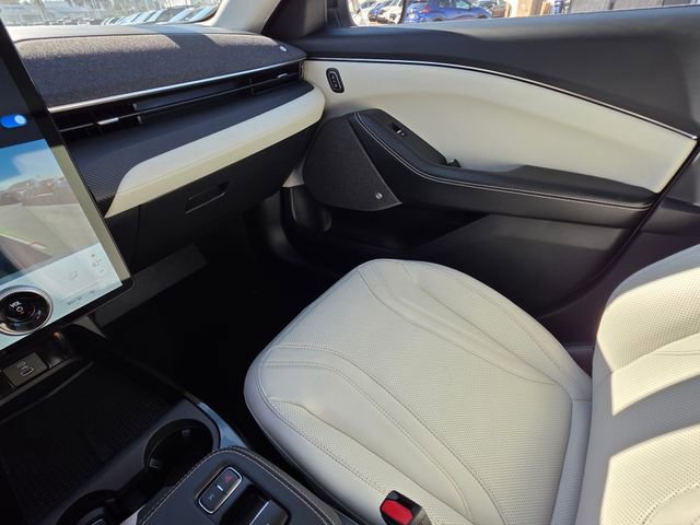 Used 2024 Ford Mustang Mach-E Premium image 34