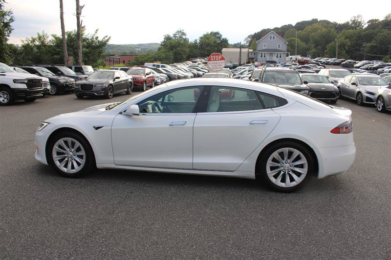 Used 2020 Tesla Model S Long Range Plus AWD/4WD image 4