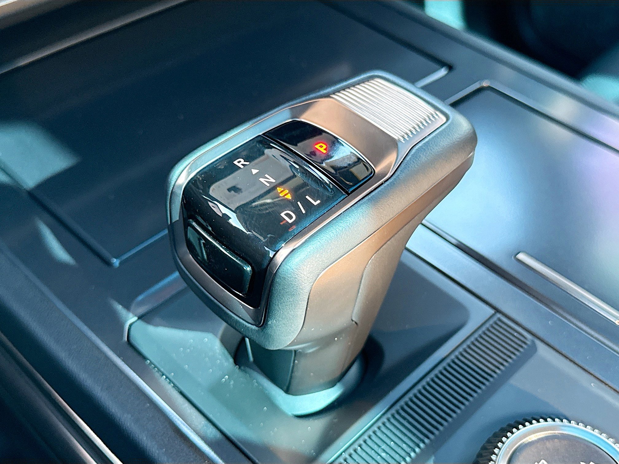 Used 2025 GMC Hummer EV 2X w/ LPO, Dark Essentials Package image 30