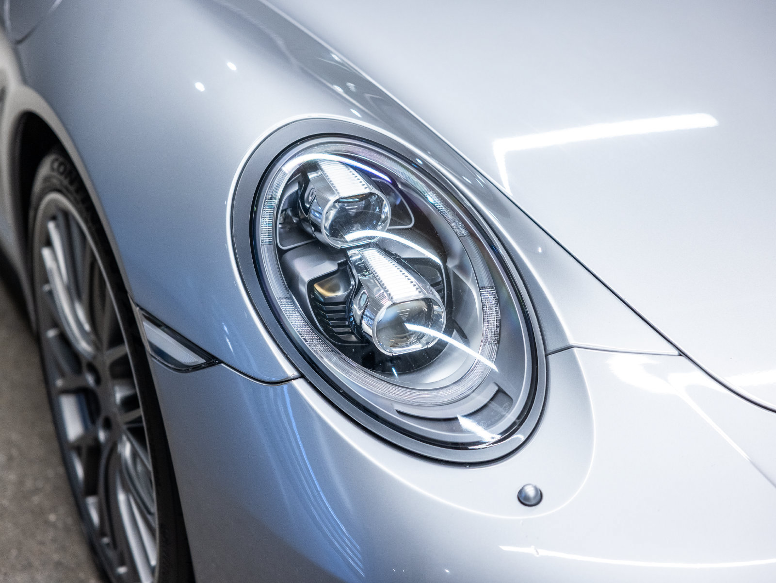 Certified 2017 Porsche 911 Carrera 4S AWD/4WD image 13