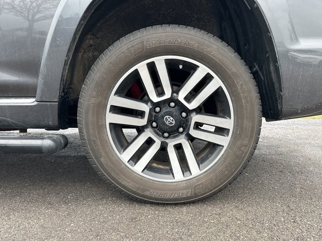 Used 2015 Toyota 4Runner Limited image 7