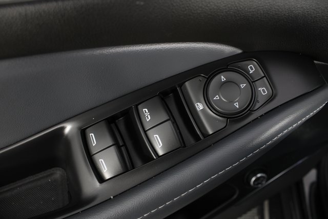 Used 2021 Buick Enclave Essence w/ LPO, Luxury Package image 14