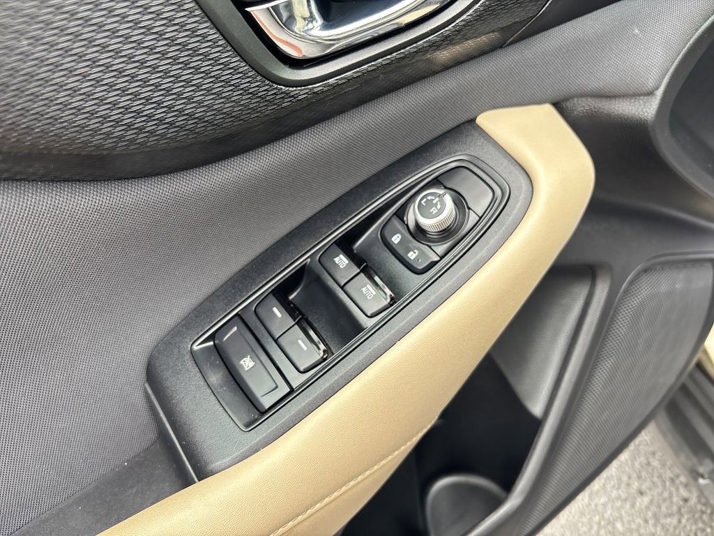 Used 2023 Subaru Outback Premium image 16