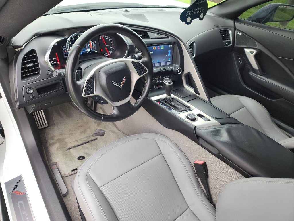 Used 2015 Chevrolet Corvette Stingray Coupe RWD image 18