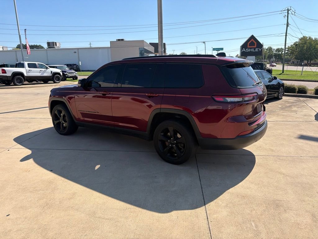 Used 2022 Jeep Grand Cherokee L Laredo RWD image 11