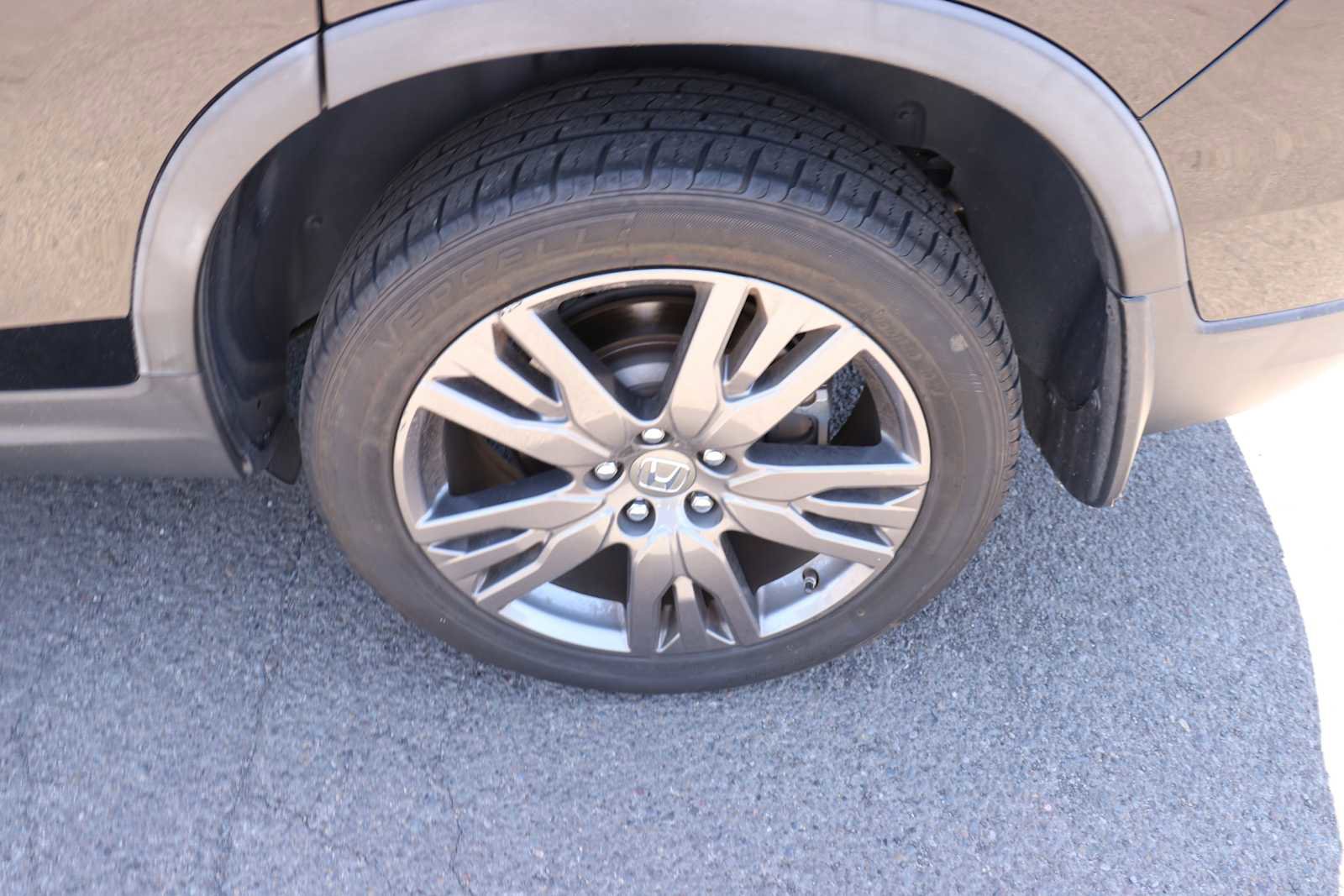 Used 2019 Honda Passport EX-L image 9