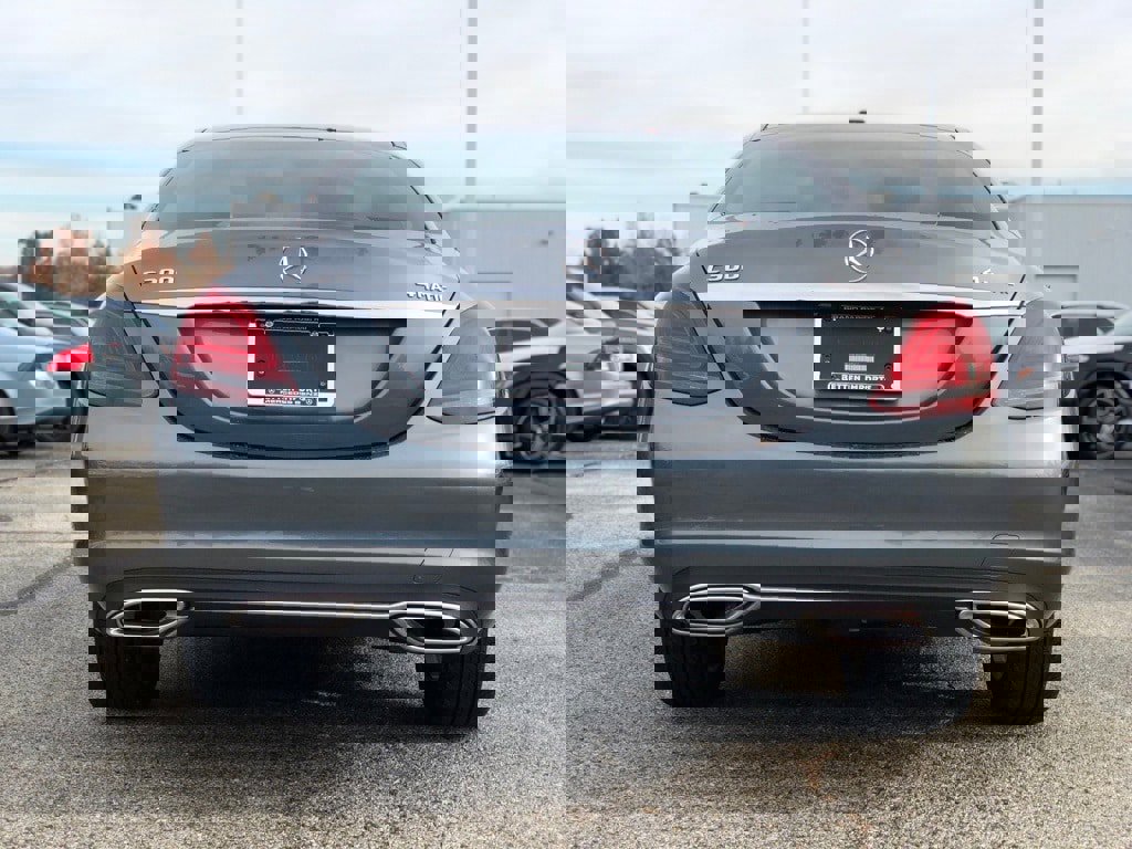 Certified 2021 Mercedes-Benz C 300 4MATIC Sedan w/ Premium Package image 6