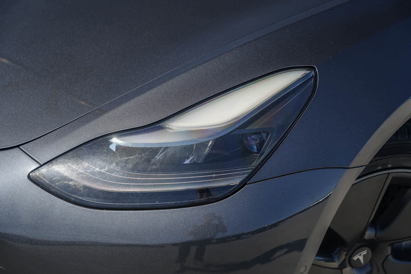 Used 2022 Tesla Model 3 Long Range AWD/4WD image 2