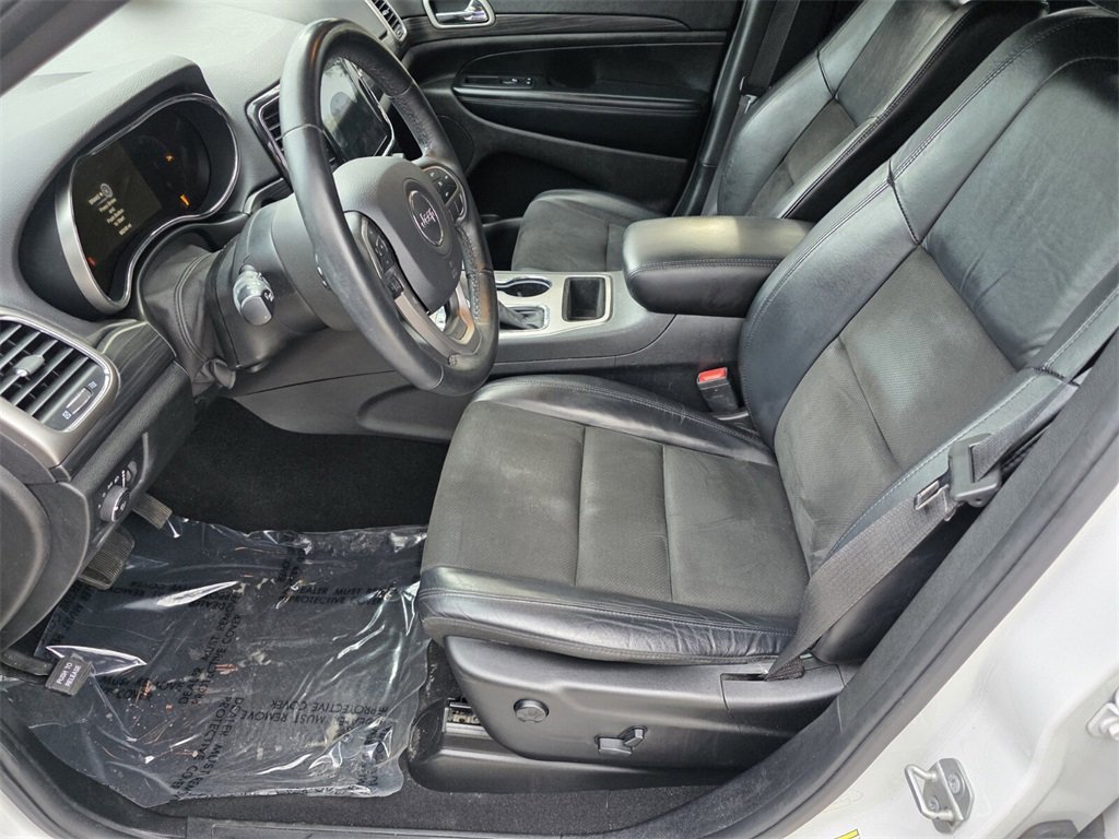 Used 2019 Jeep Grand Cherokee Altitude image 9