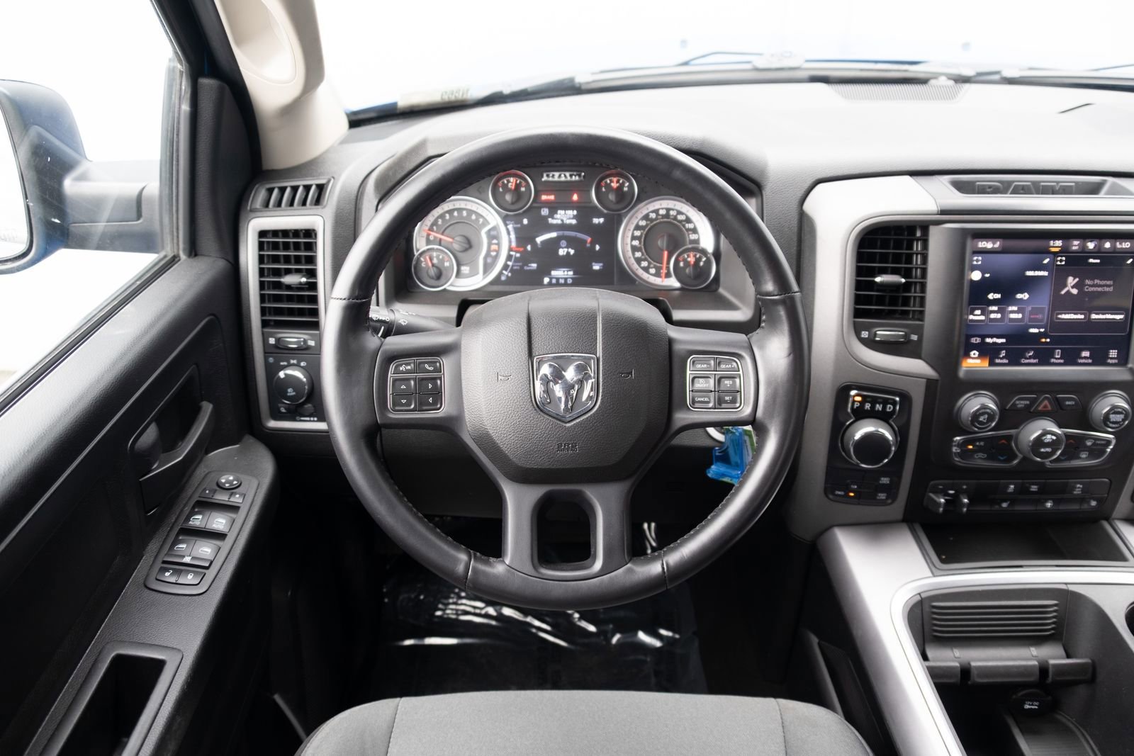 Used 2023 RAM 1500 Express w/ Wheel & Sound Group AWD/4WD image 2