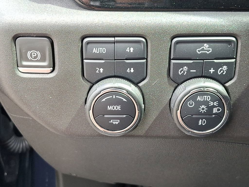 Used 2023 Chevrolet Silverado 1500 LT Trail Boss image 29