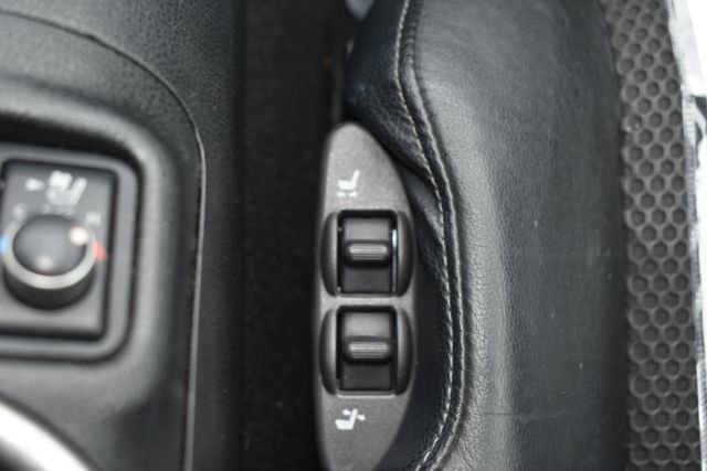 Used 2010 Nissan 370Z Touring w/ Sport Pkg RWD image 31