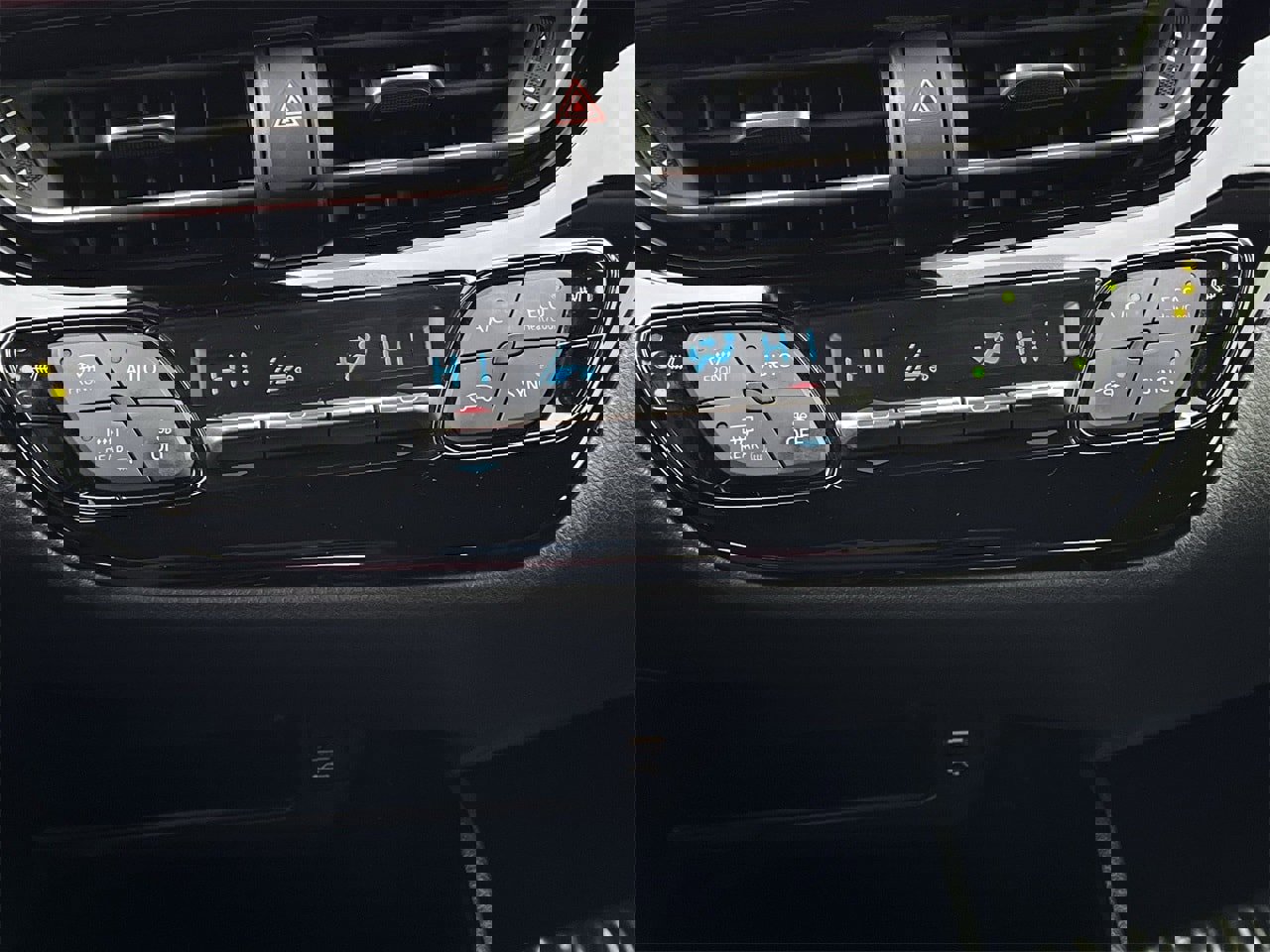 Used 2021 Toyota C-HR Limited image 18