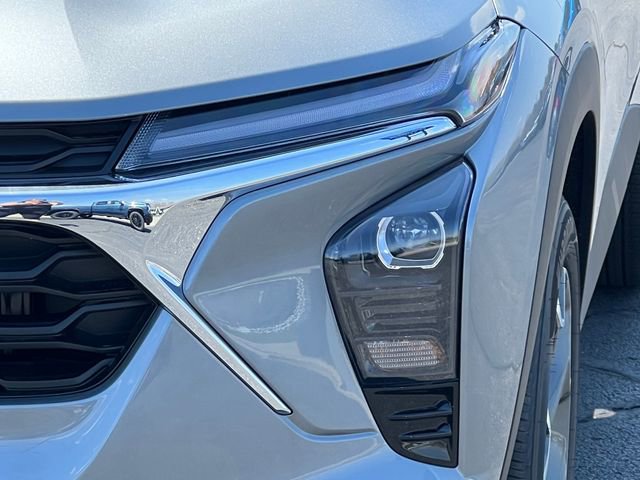 New 2026 Chevrolet Trax LT FWD image 32