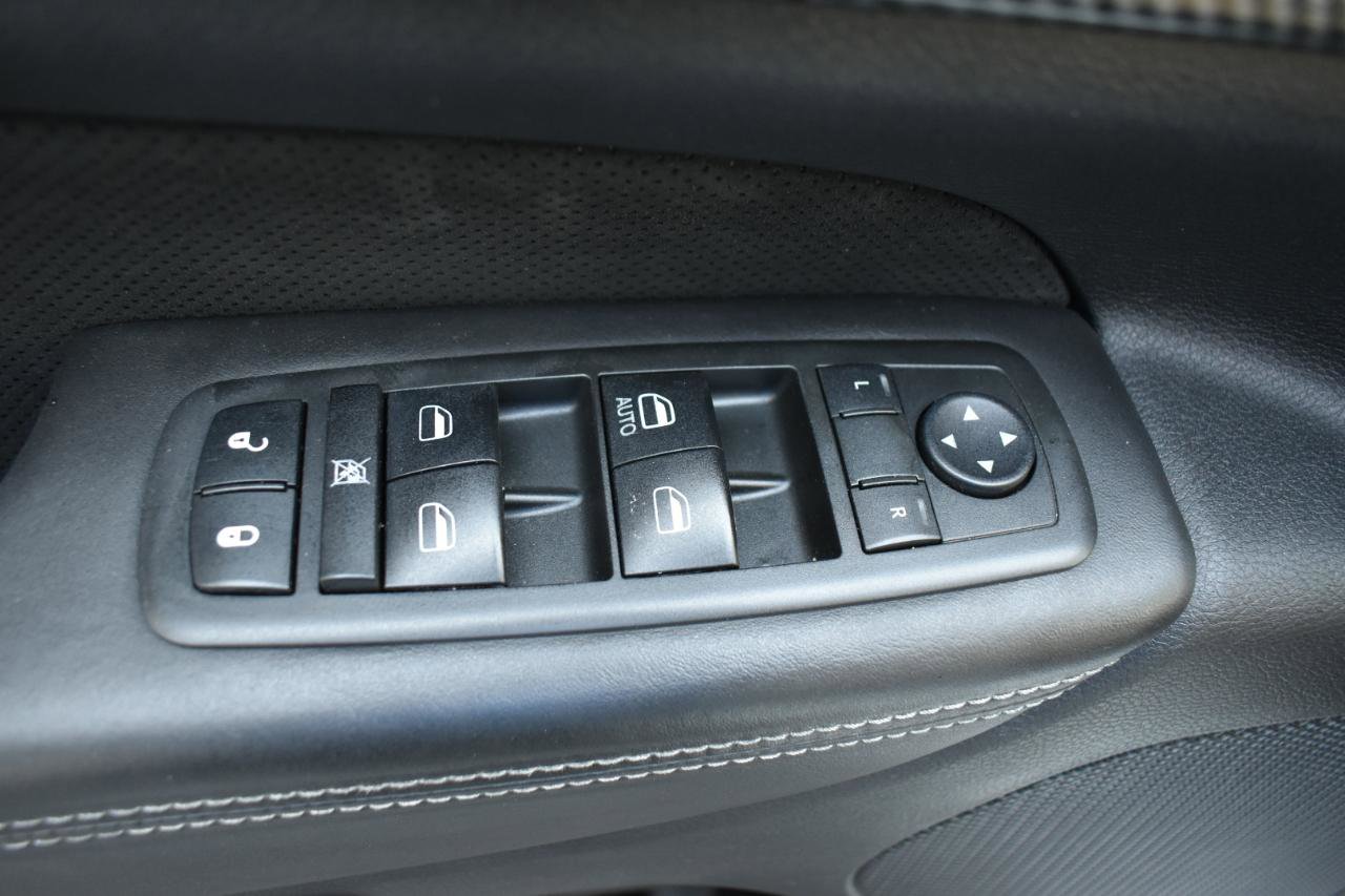 Used 2013 Jeep Grand Cherokee SRT8 image 39