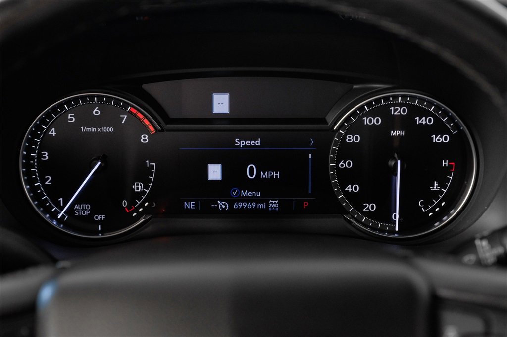 Used 2024 Cadillac XT6 Premium Luxury image 18