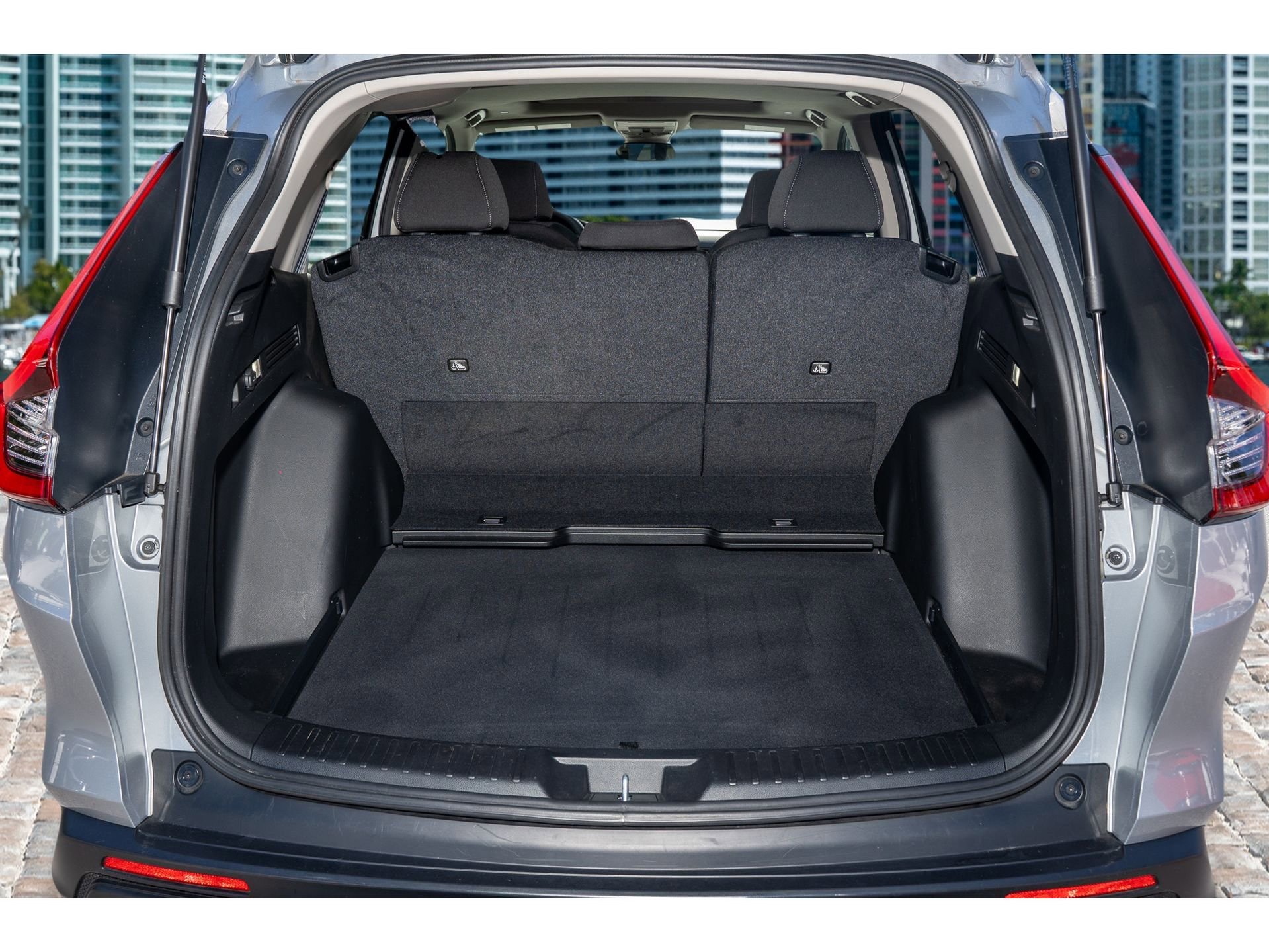 Certified 2025 Honda CR-V EX image 9