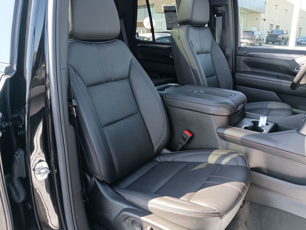 Used 2024 Chevrolet Tahoe RST w/ Luxury Package image 32