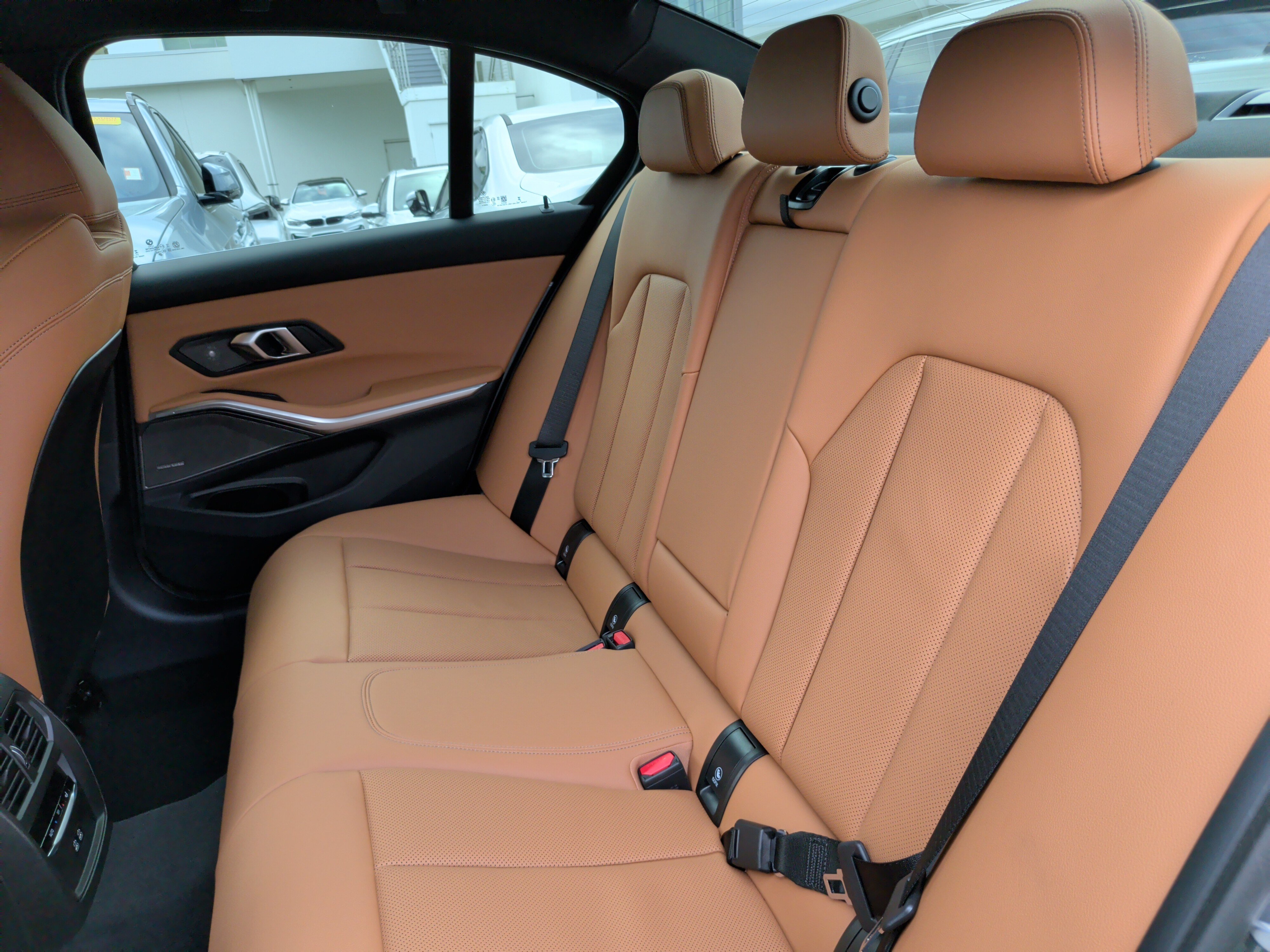 Certified 2026 BMW 330i Sedan w/ Premium Package RWD image 33